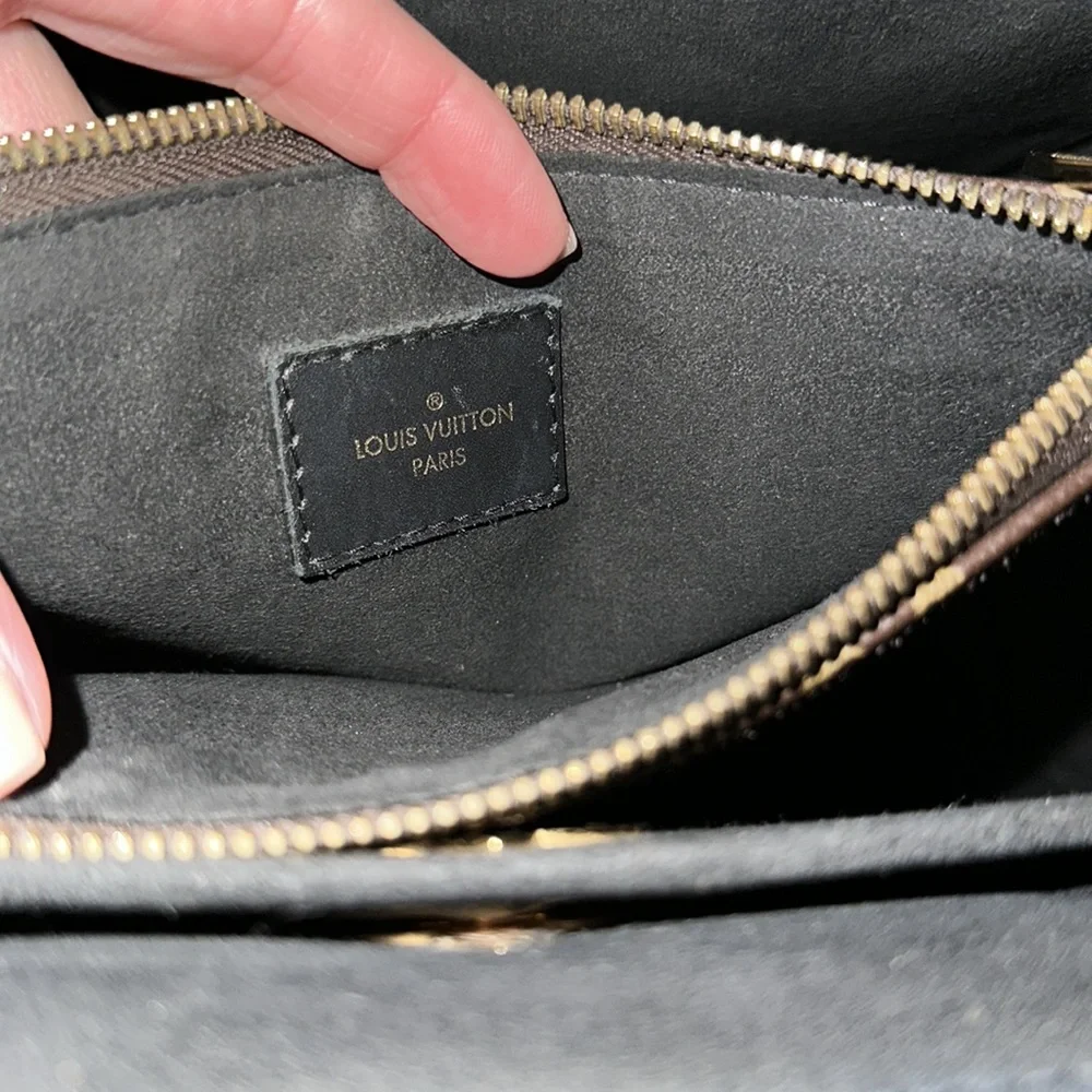 Louis Vuitton Flower Tote, In like New Condition. - Picture 6 of 8